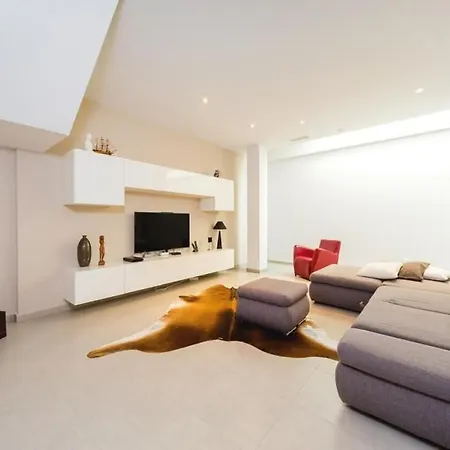 Holiday home Azalea Ii *